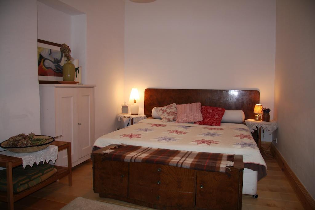 Stara Szkola Architekci Bed & Breakfast Jagodne Wielkie Room photo